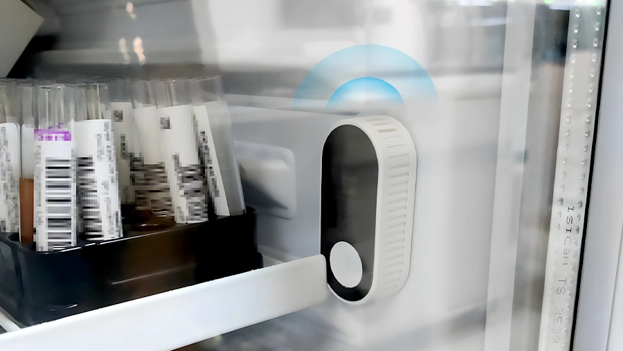 H4 -Temperatursensor im Inneren im Krankenhaus Kühlschrank -Überwachung der Medikamentenspeicherbedingungen mit Indikator