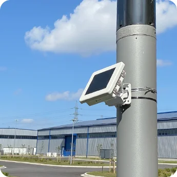 LW003 Ultra solar gateway mounted on pole monitoring assets in an industrial park