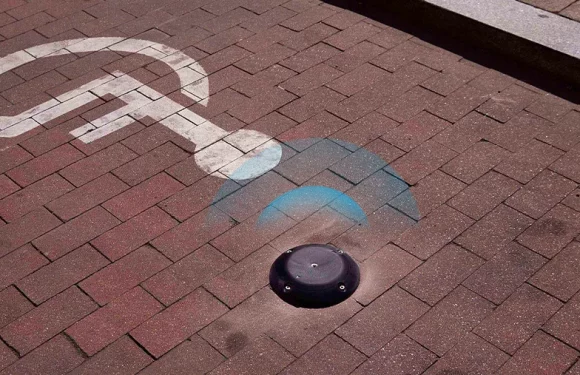lw009-lorawan-parking-sensor-installation-pavement